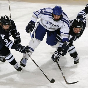 开云app-浙江雄狮连续抢断打出流畅快攻展现防守压迫，浙江雄狮电工科技有限公司